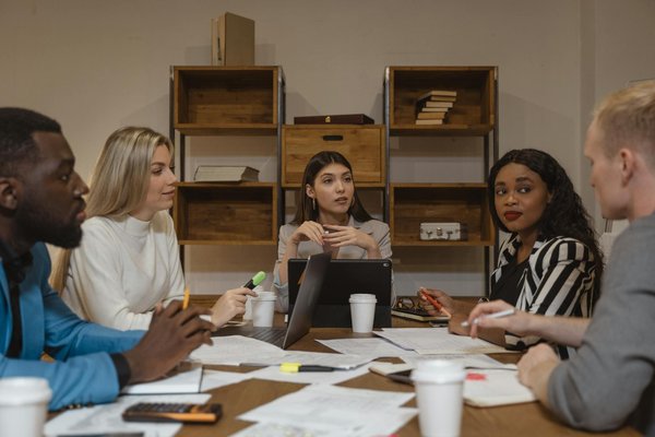 Révolutionnez votre Stratégie Marketing B2C grâce à l'Intelligence Artificielle